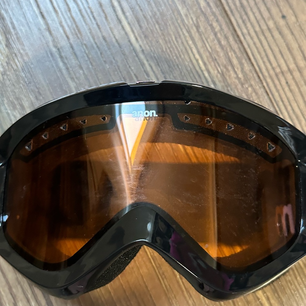 Anon Women’s Snow Goggles - Picture 3 of 6